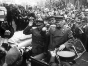 Маршал Конев в освобожденной Праге